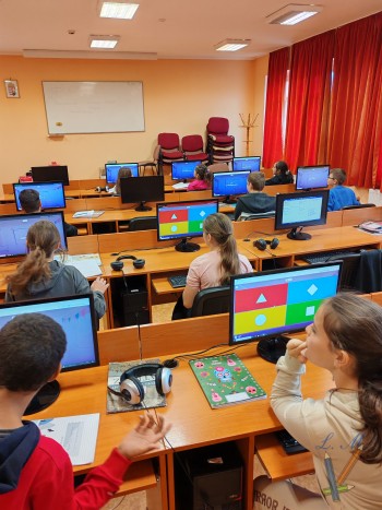 Kahoot-kvízzel tarkított történelemóra az 5.a és 5.b osztályban! 